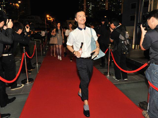 As guests sashayed down the red carpet, a sea of photographers took photos of their glamorous outfits