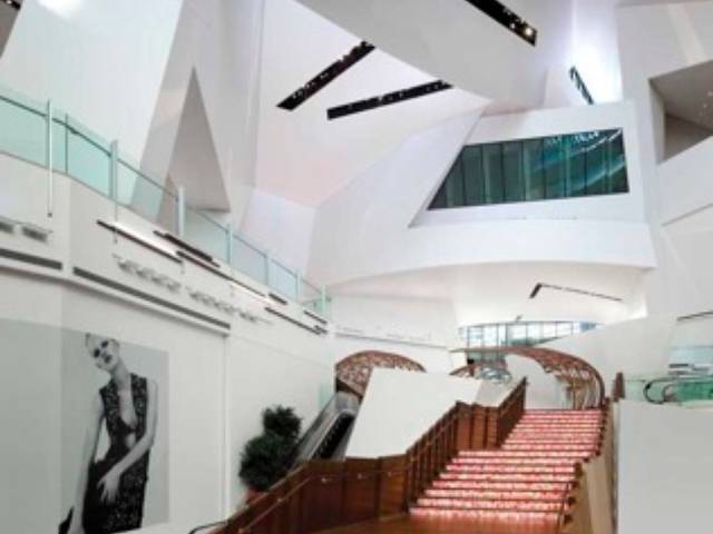 Crystals retail and entertainment district occupies 500,000 square foot