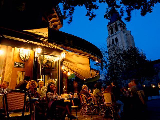 The "bon vivant" that France offers has led to its # 1 ranking as the best place in the world to liv
