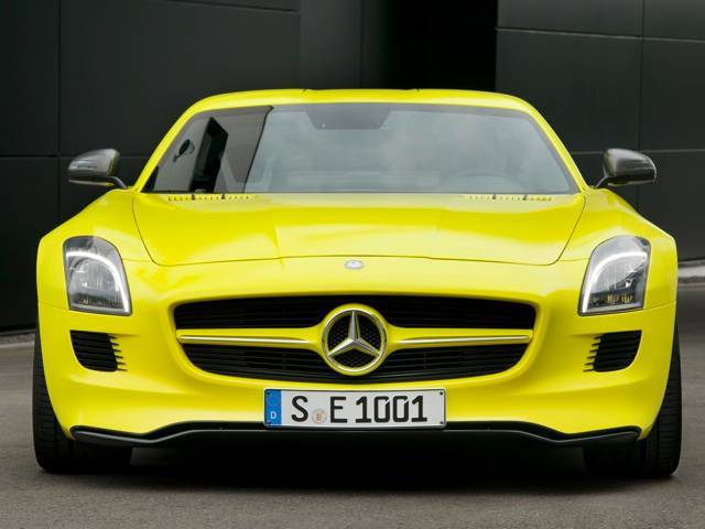 State-of-the-art development of an exciting super sports car featuring a zero-emission high-tech drive