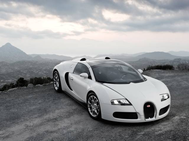 2009 Model of the Bugatti Veyron 16.4 Grand Sport