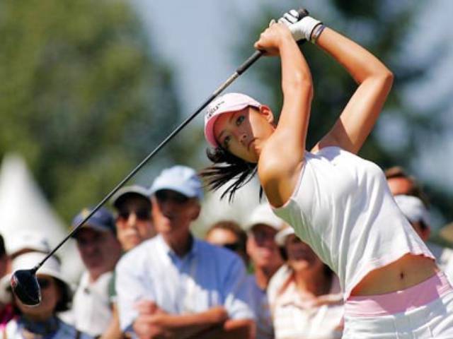 Michelle Wie: Women's Golf Fashion Icon