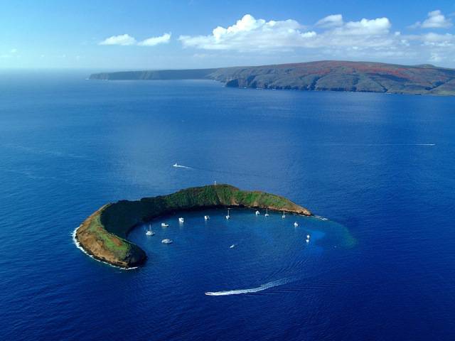 For an unprecedented 16th time, "Maui, the Magic Isle" captured "Best Island in the World" honors