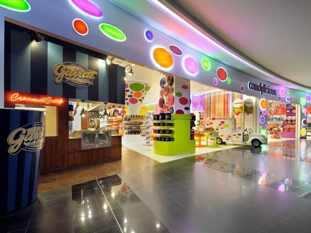 Candylicious - The L.A.R.G.E.S.T. candy store in the world
