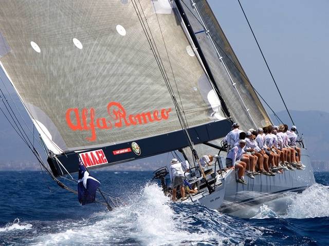 Alfa Romeo received Line Honors at the Rolex Sydney Hobart Race