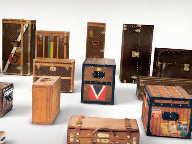 This exceptional book showcases the most beautiful creations of Louis Vuitton