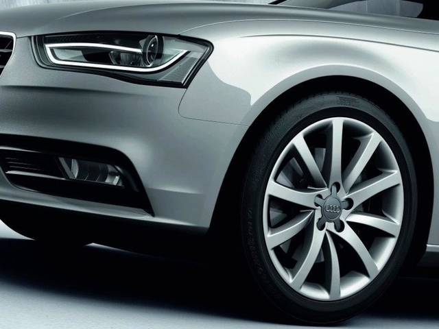 The A4 is Audi’s bestseller – for 39 years now and in its eighth generation