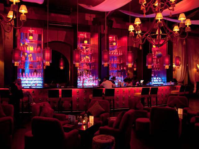 Bar on the 1st Floor | Credit: <a href="http://www.flickr.com/photos/khunhans/4186802194/">flickr/kh