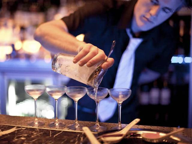 Athens is the final stage of the Diageo Reserve World Class Bartender of the Year 2010 competition