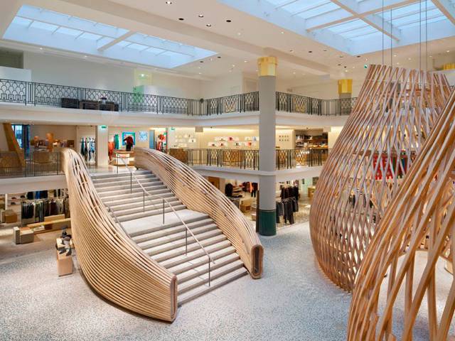 A new Hermes store has opened on 17 Rue de Sèvres in what was once a swimming pool