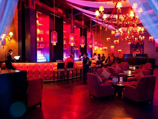 Bar on the 1st Floor | Credit: <a href="http://www.flickr.com/photos/khunhans/4186043207/">flickr/khunhans</a>