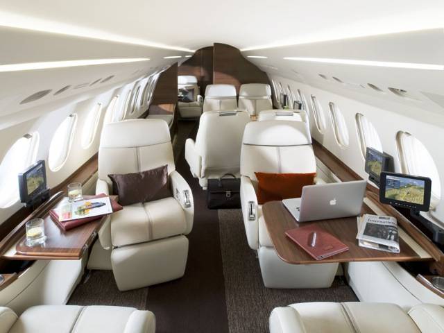 Dassault Falcon/BMW Group DesignworksUSA were recently awarded the "Good Design" award for 2009