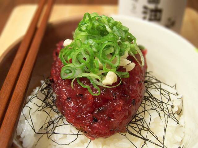 Bachelor's Banquet: Negiri Tuna
