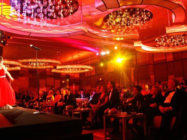 Vanessa Mae performing at the gala