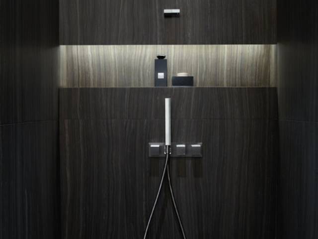 Armani Hotel Dubai occupies floors concourse to 8 and levels 38 /39 of Burj Khalifa