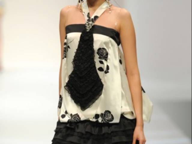 Designer Jeone