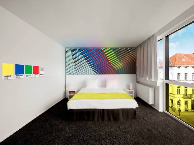 Pantone Hotel Yellow Room ©Pantone