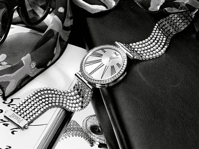 A reversible watch with a unique identity on each side
